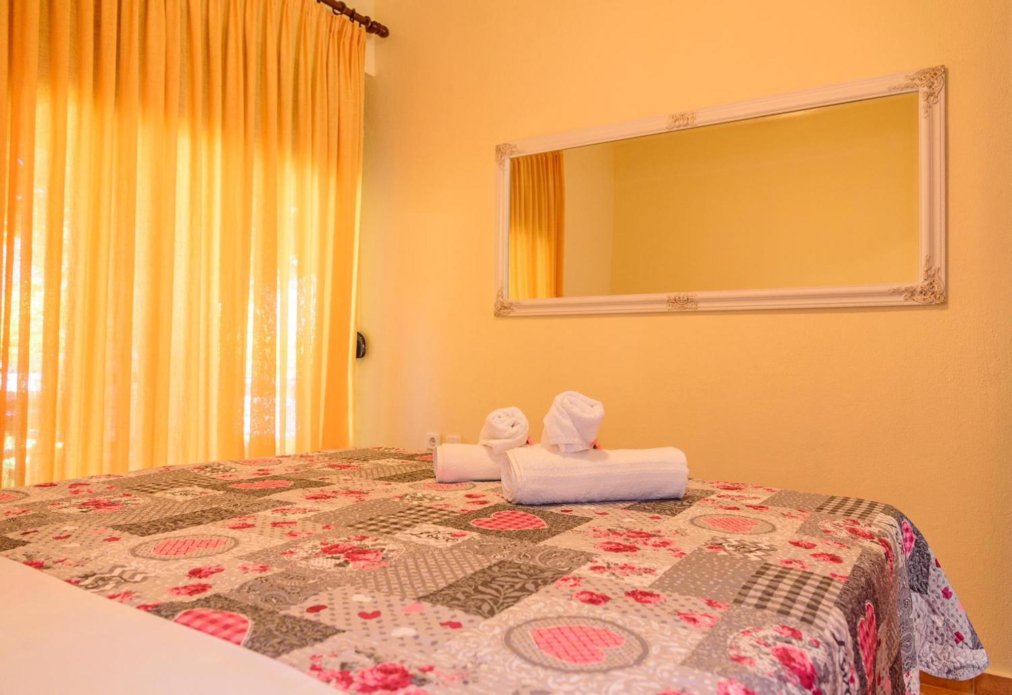 La Luna House Pefkochori Ngoại thất bức ảnh